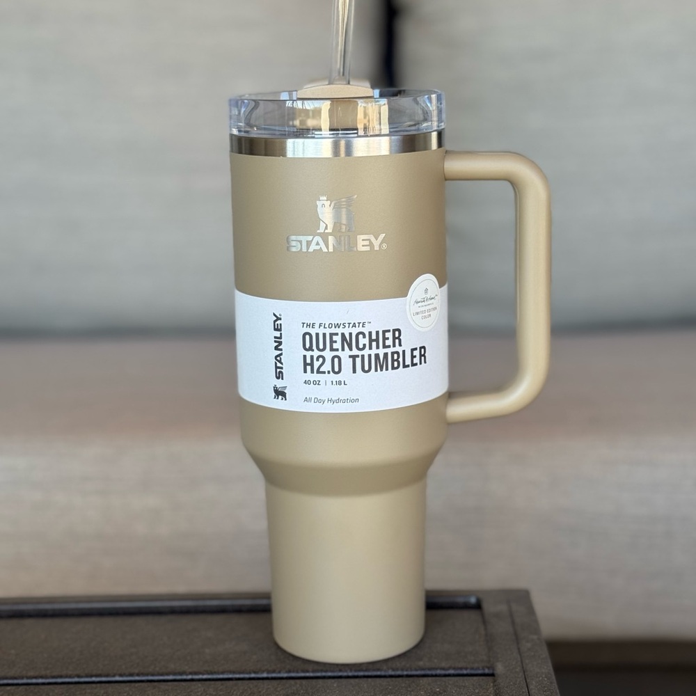 40oz Stanley / Hearth & Hand / Magnolia / Basic Brown